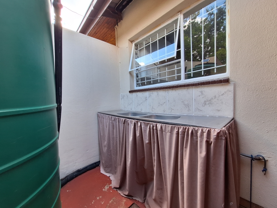 2 Bedroom Property for Sale in Vrede Free State